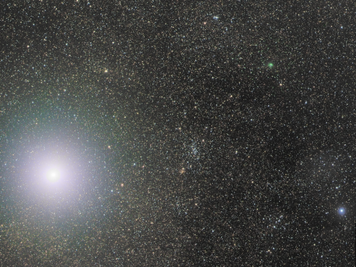Cometa C/2016 M1 Panstarrs con Alfa Centauri e NGC5617 Dracula Cluster
