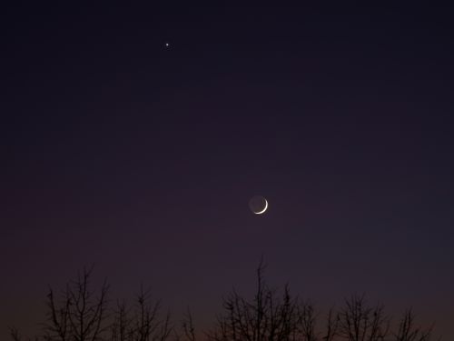 Luna e Venere al crepuscolo