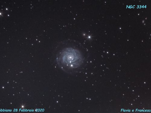 Galassia NGC 3344 chiamata anche fetta di cipolla