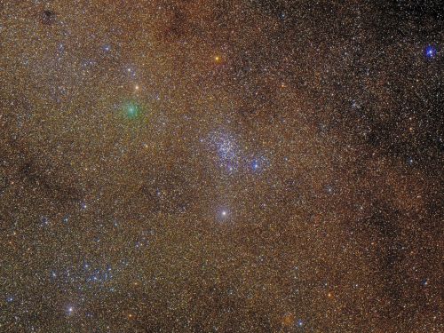 Cometa C/2016 M1 Panstarrs e NGC 6067