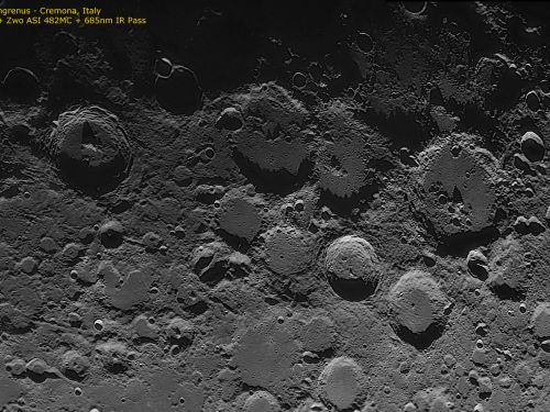 Crateri in prossimità del mare Nubium