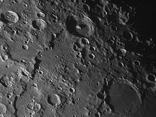 Crateri Fracastorius, Piccolomini e monti Altai