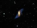 Galassia peculiare ad anello polare NGC660