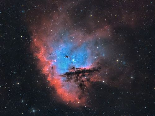 Nebulosa Pacman (Sh2-184) in HOO con stelle RGB