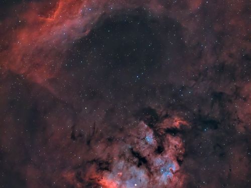 Nebulosa Teschio Fiammeggiante – NGC 7822