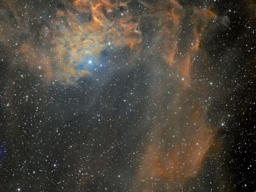 IC 405 "flaming nebula"