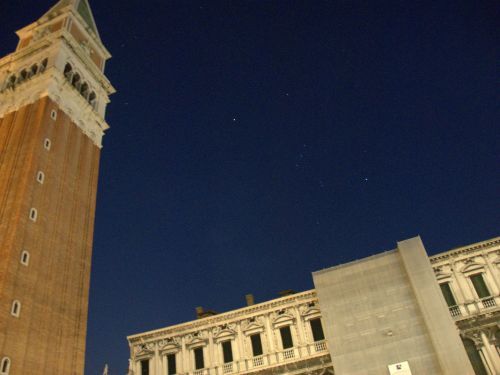 Orione & San Marco illuminata di meno