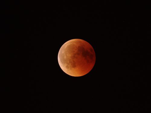 Eclissi totale di Luna del 27 Luglio 2018