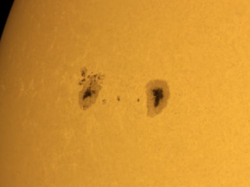 Macchie solari nella regione attiva AR3372