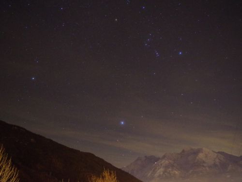Orione  e Sirio sopra Aosta