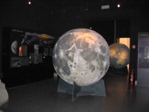 Museo sale Luna e Terra