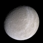 Rhea fotografata da Cassini