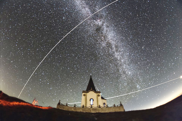 STAZIONE SPAZIALE i più spettacolari transiti del periodo STAZIONE SPAZIALE i più spettacolari transiti del periodo