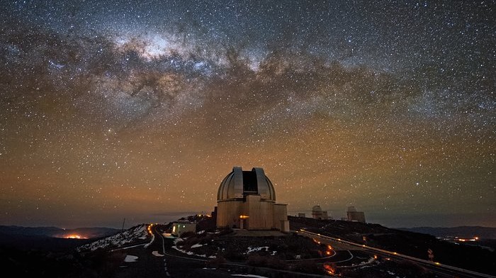 La Silla soon after sunset