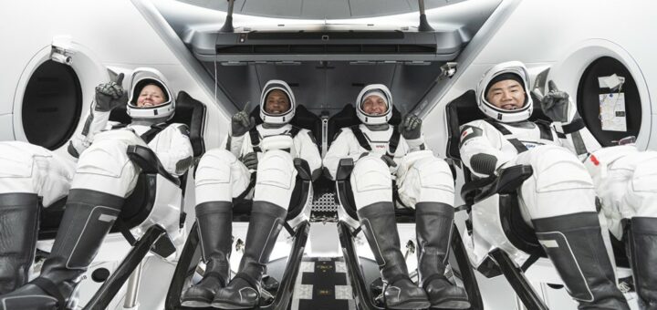 Crew-1-capsule-inside-720x340