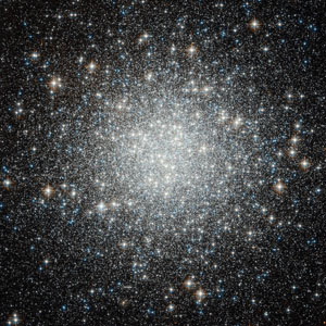 Spot the difference â Hubble spies another globular cluster, b