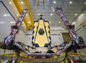 JWST James Webb Space Telescope durante la preparazione