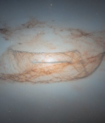 Hubble e NGC4753 Polvere lenticolare in dettaglio hubble ngc 4753