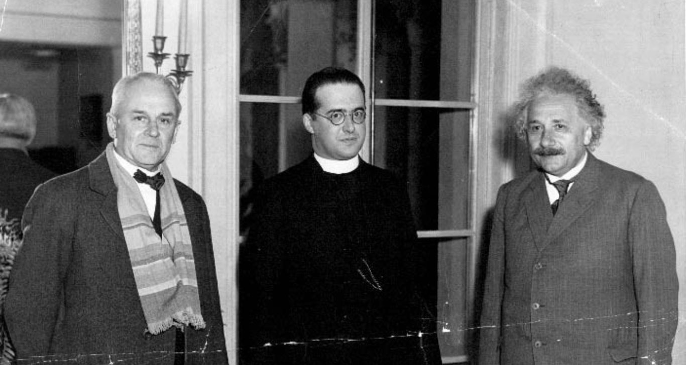Fiat lux GEORGES LEMAÎTRE E LA TEORIA DELL’ATOMO PRIMORDIALE