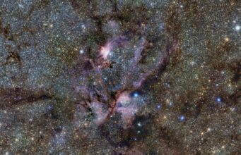 La Nebulosa Aragosta NGC 6357 in un MARE di STELLE