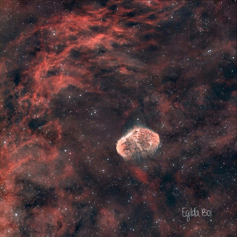 Crescent Nebula