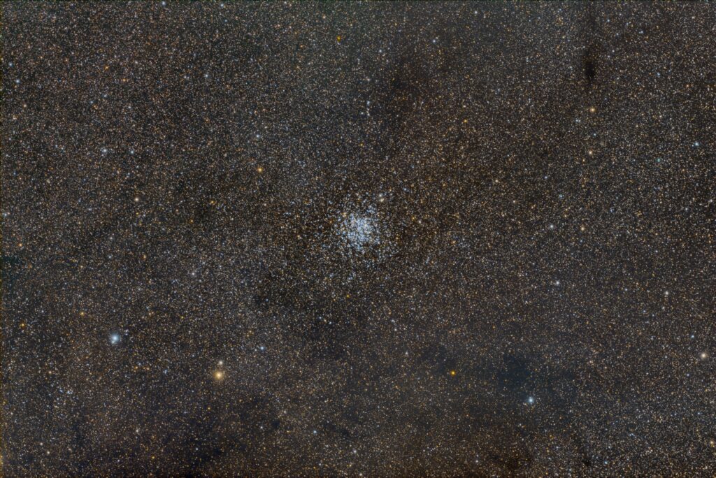 LARGO CAMPO SU M11, NELLO SCUDO