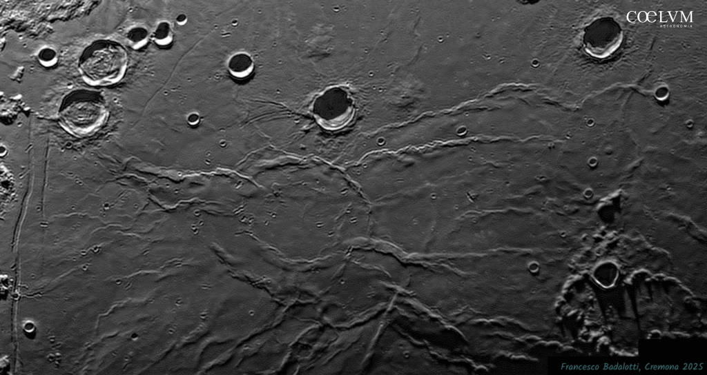 Il sistema di creste e dorsali intorno al cratere Lamont