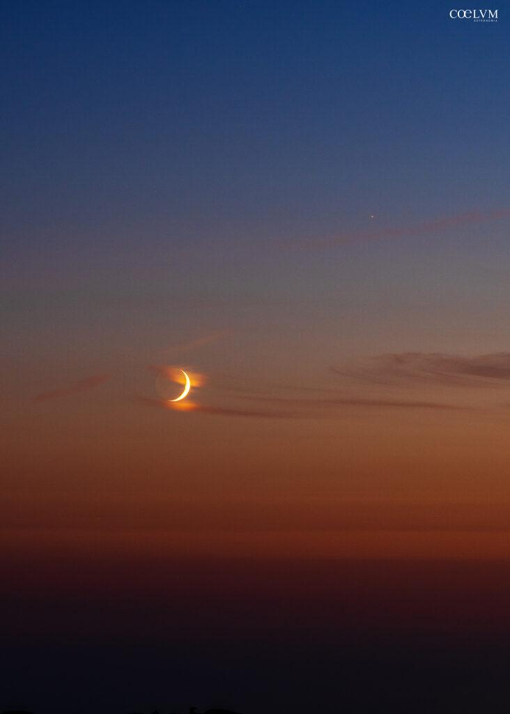 Il bacio della Luna con Marte