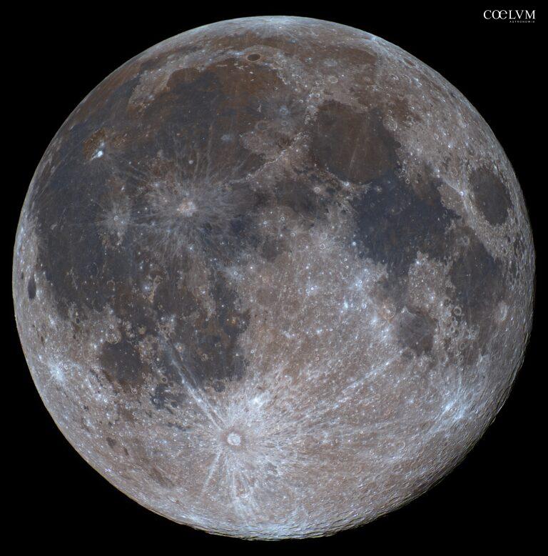 Superluna del castoro in versione minerale
