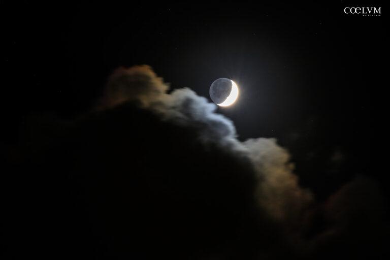 Luna con luce cinerea