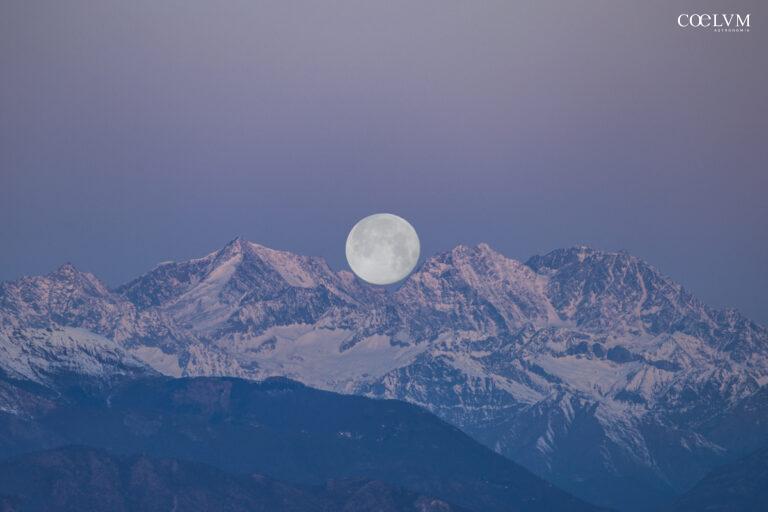 La “Luna del Lupo” tra i monti