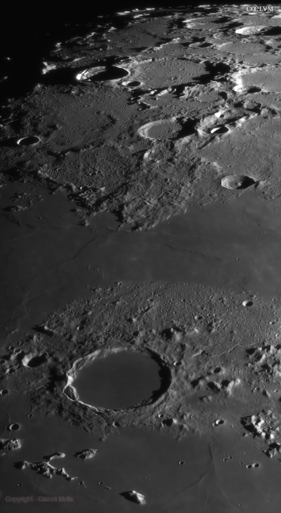 Plato con le sue Rime ed i crateri Anaxagoras e Goldschmidt