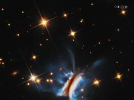 Futuri Pianeti nella Farfalla VariopintaGiovane Protostella IRAS 23077+6707