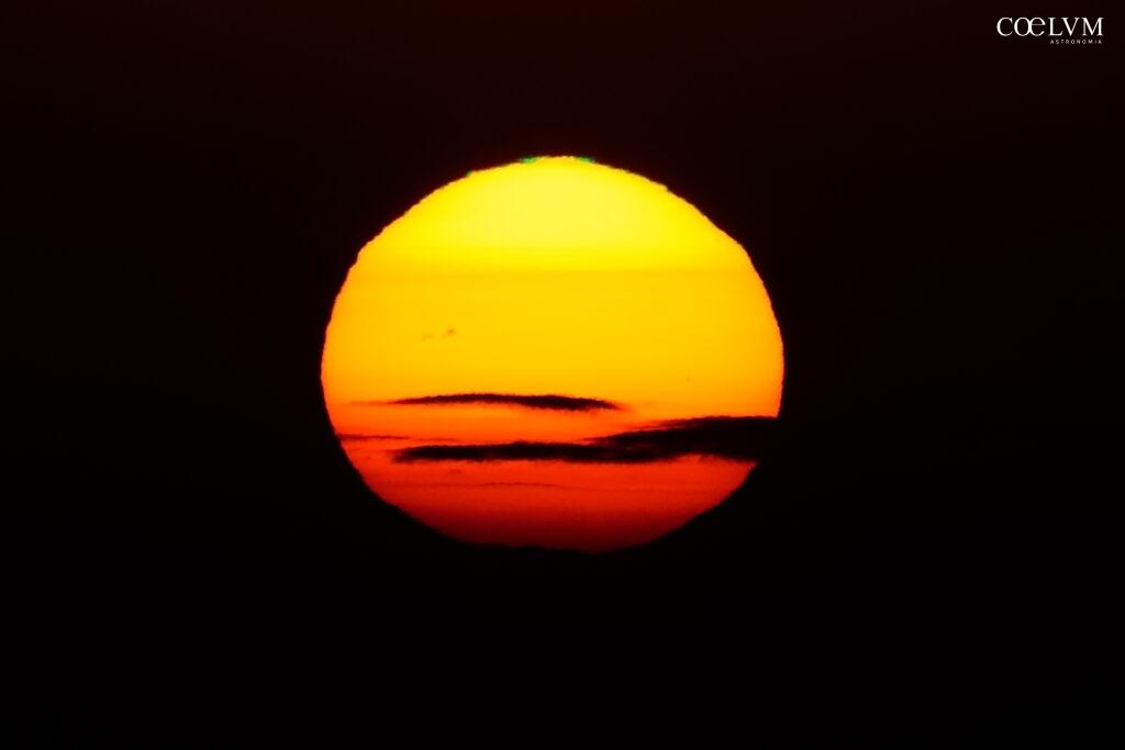 Alba con raggio verde
