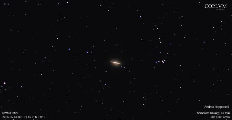 Galassia Sombrero M104