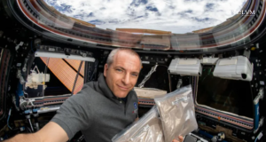 La Stazione Spaziale Internazionale sperimenta il cibo del futuro…con una piccola serra in orbita!