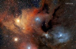 Rho Ophiuchi: il caos colorato della Via Lattea estiva