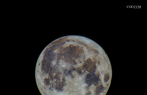 La luna delle “fragole” in Mineral Moon