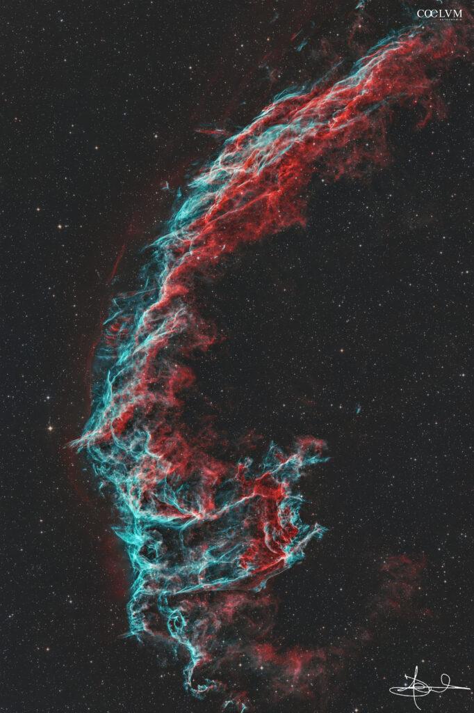 Nebulosa Velo Est (NGC 6992)— il sorriso elettrico dell’estate