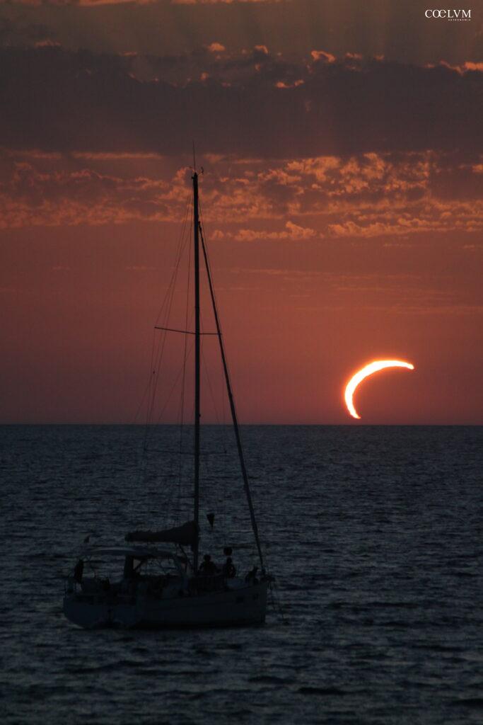 Tramonto eclissato