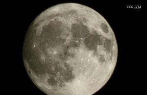 Dettaglio lunare puro