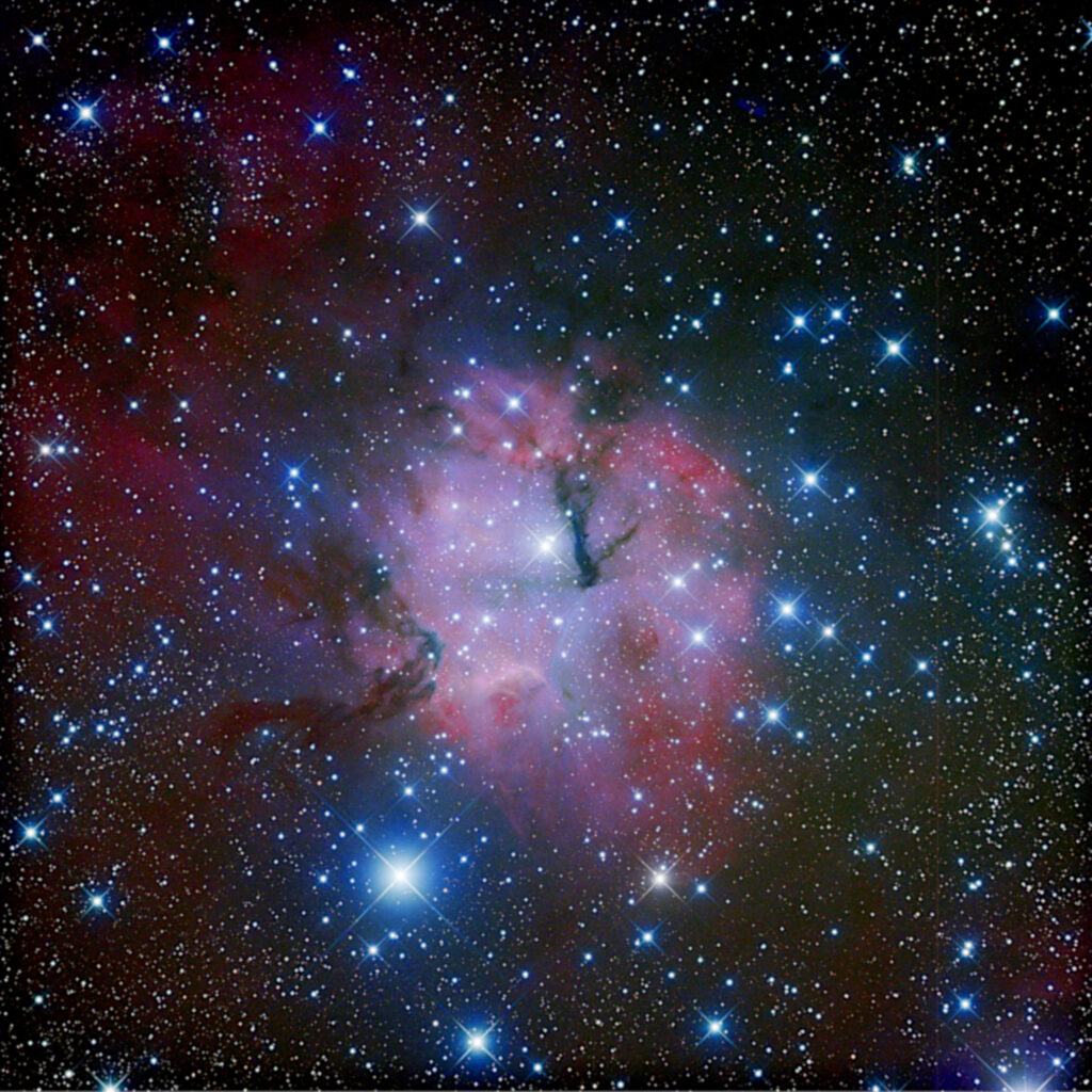 Gum15 Nebula con al centro la stella SAO220381