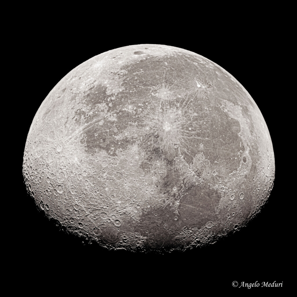 Luna calante gibbosa al 19° giorno