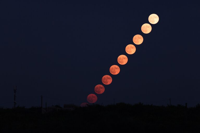 Startrail Luna Piena