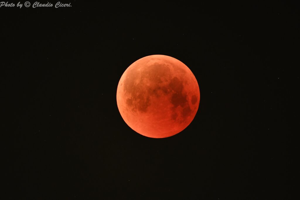 ECLISSE TOTALE DI LUNA