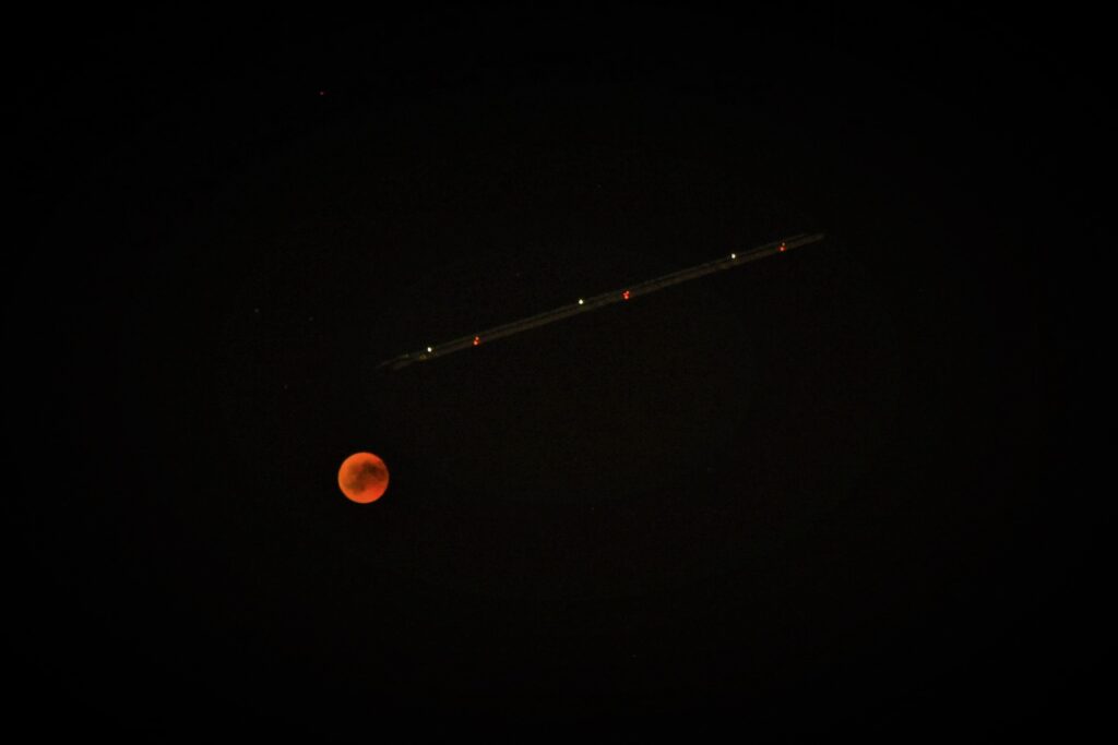 Elissi di Luna e Aereo