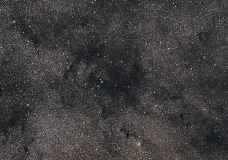 BARNARD 272 – NÉBULEUSE FONCÉE