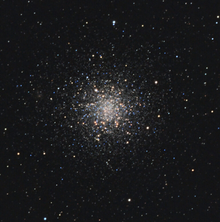 M12 – THE GLOBULAR CLUSTER (MESSIER 12/NGC 6218)
