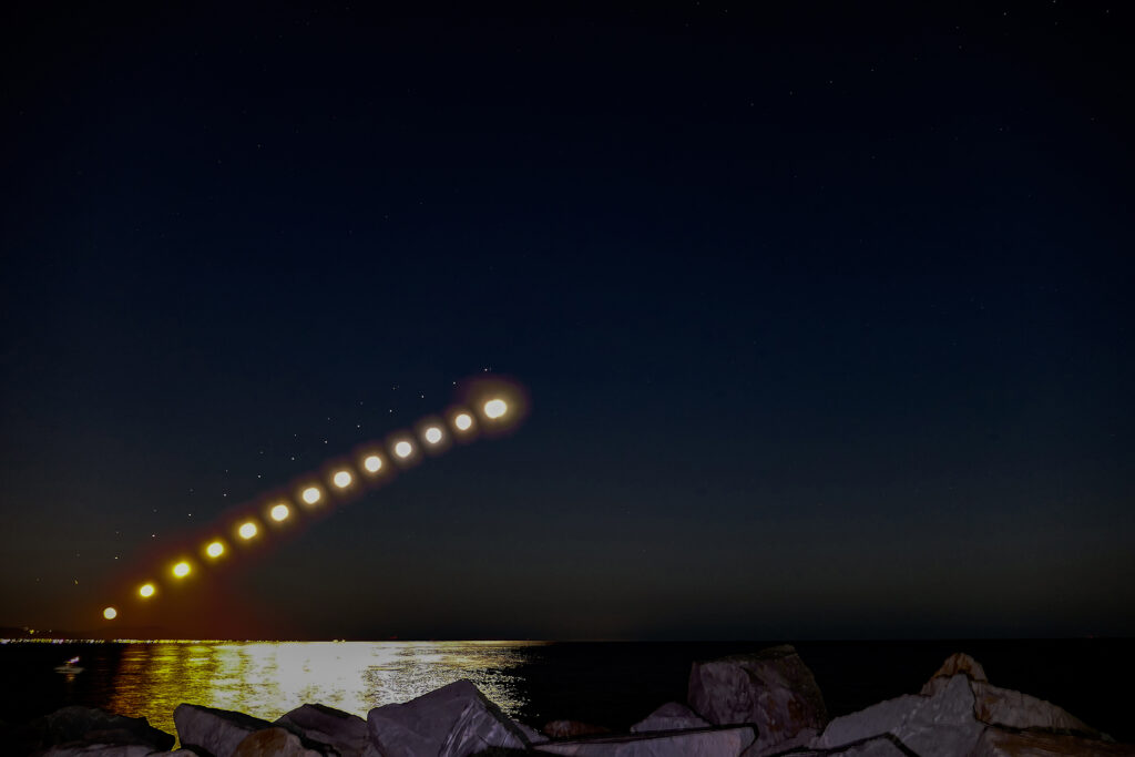 Luna con Giove e Saturno