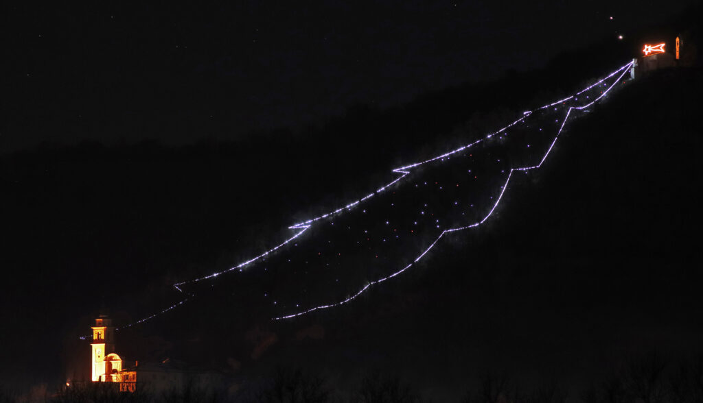 Congiunzione Giove e Saturno sull’albero di Natale